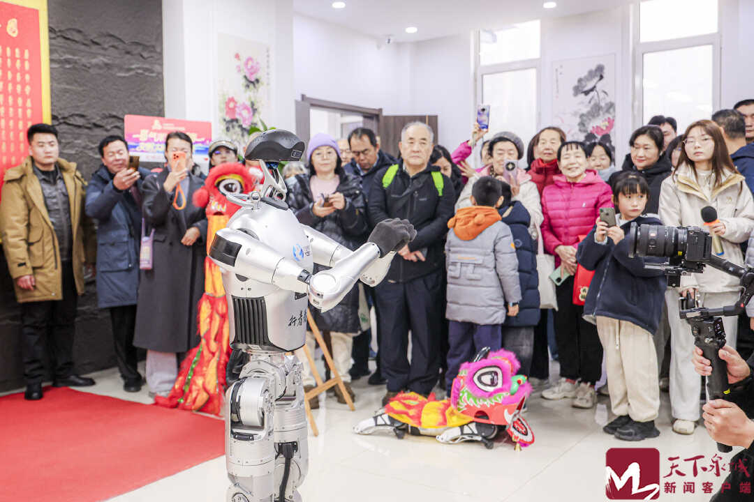 科技賦能年俗！優寶特助陣濟南高新區龍燈大賽燃情上演